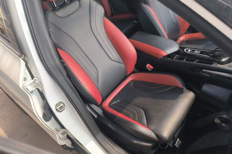 Used Geely Auto Coolray 2022 Bin Yue COOL 1.5TD DCT Ignite Edition Right Front Seat