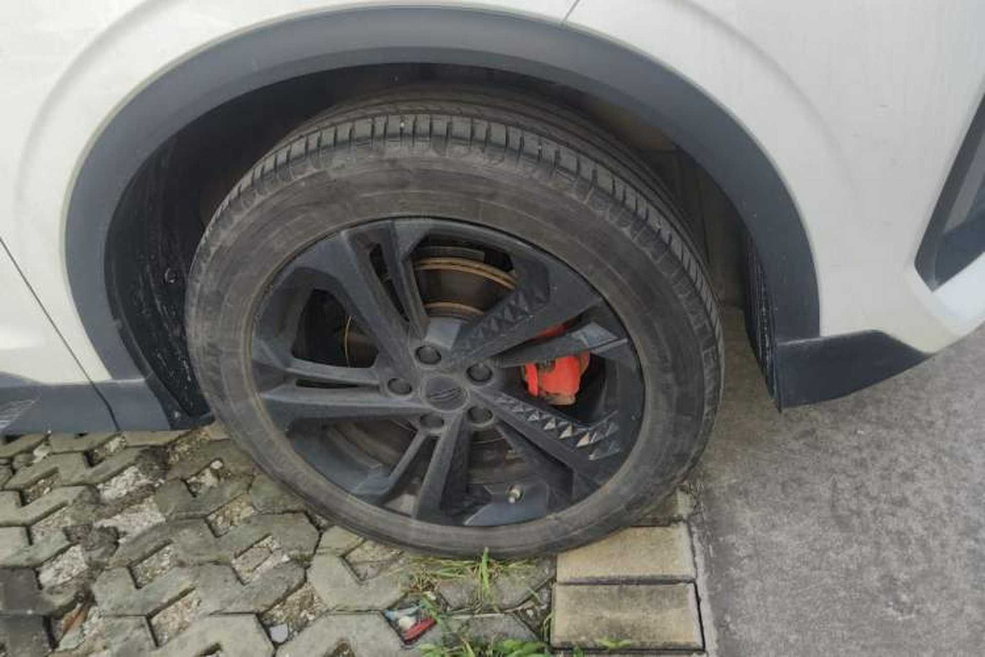 Used Geely Auto Coolray 2022 Bin Yue COOL 1.5TD DCT Ignite Edition Right Front Wheel Hub