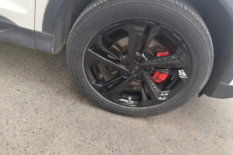 Used Geely Auto Coolray 2022 Bin Yue COOL 1.5TD DCT Hot Engine Edition Right Front Wheel Hub
