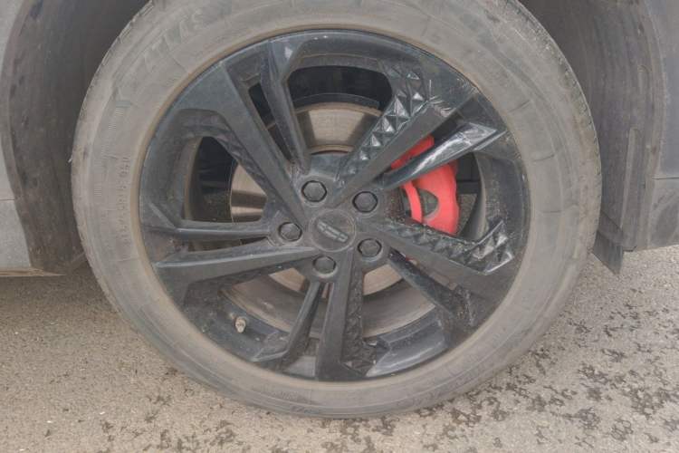 Used Geely Auto Coolray 2022 Bin Yue COOL 1.5TD DCT Ignite Edition Right Front Wheel Hub