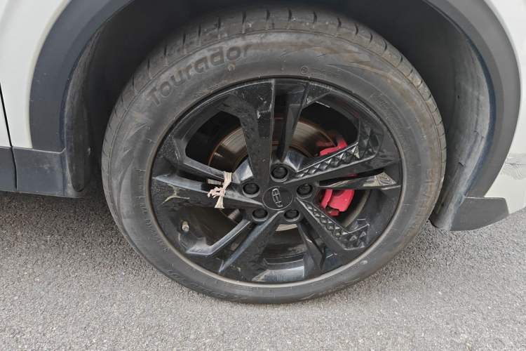 Used Geely Auto Coolray 2022 Bin Yue COOL 1.5TD DCT Hot Engine Edition Right Front Wheel Hub