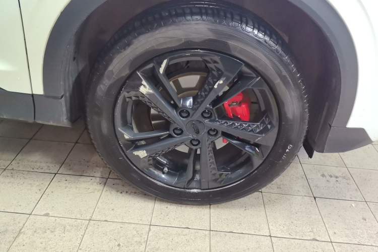 Used Geely Auto Coolray 2022 Bin Yue COOL 1.5TD DCT Hot Engine Edition Right Front Wheel Hub