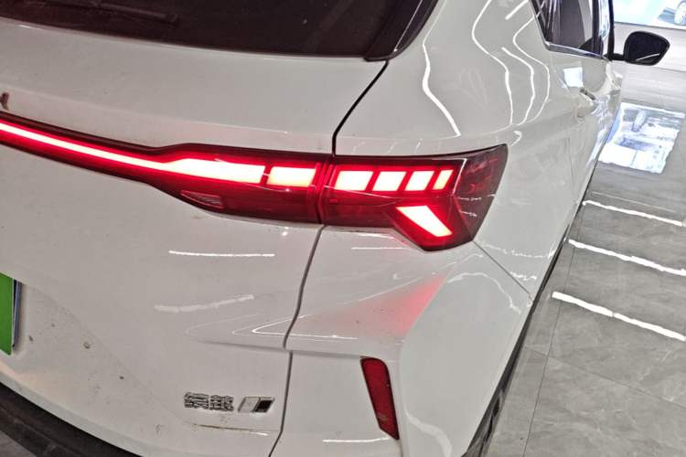 Used Geely Auto Coolray 2022 Bin Yue COOL 1.5TD DCT Hot Engine Edition Right Rear Taillight