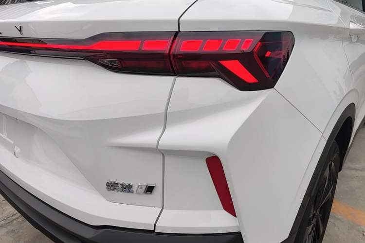 Used Geely Auto Coolray 2022 Bin Yue COOL 1.5TD DCT Ignite Edition Right Rear Taillight
