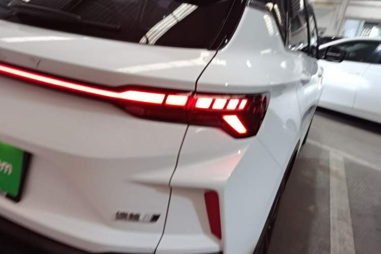 Used Geely Auto Coolray 2022 Bin Yue COOL 1.5TD DCT Hot Engine Edition Right Rear Taillight