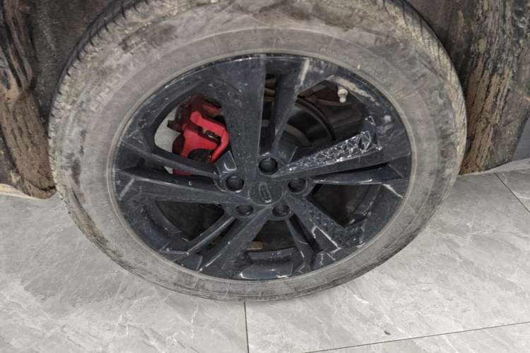 Used Geely Auto Coolray 2022 Bin Yue COOL 1.5TD DCT Hot Engine Edition Right Rear Wheel Hub