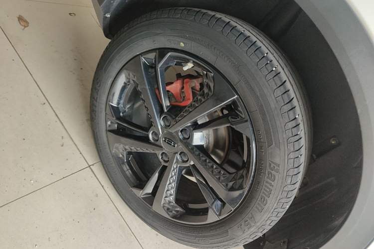 Used Geely Auto Coolray 2022 Bin Yue COOL 1.5TD DCT Hot Engine Edition Right Rear Wheel Hub