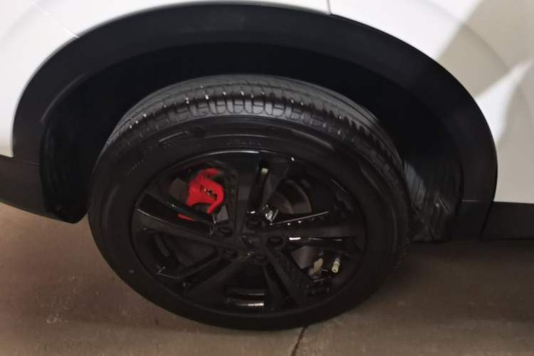 Used Geely Auto Coolray 2022 Bin Yue COOL 1.5TD DCT Hot Engine Edition Right Rear Wheel Hub
