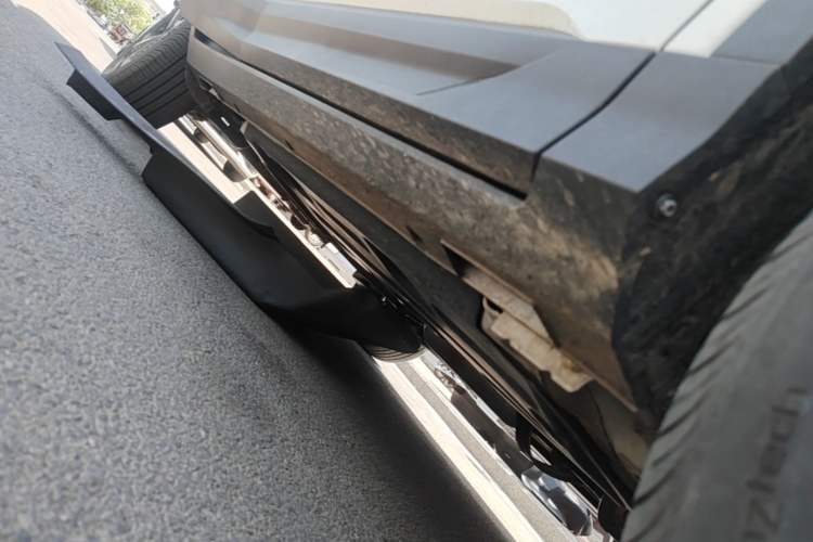 Used Geely Auto Coolray 2022 Bin Yue COOL 1.5TD DCT Battle Edition Right Side Sill