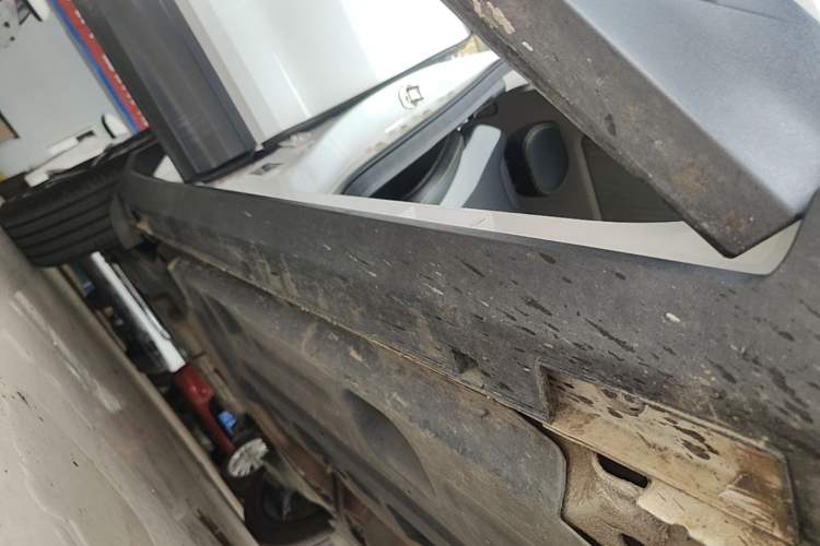 Used Geely Auto Coolray 2022 Bin Yue COOL 1.5TD DCT Hot Engine Edition Right Side Sill