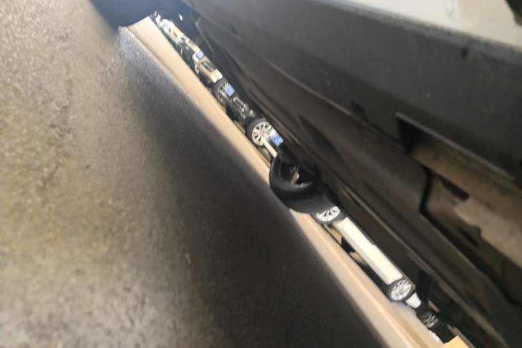 Used Geely Auto Coolray 2022 Bin Yue COOL 1.5TD DCT Hot Engine Edition Right Side Sill
