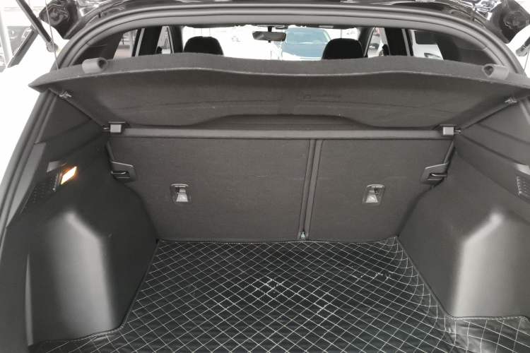 Used Geely Auto Coolray 2022 Bin Yue COOL 1.5TD DCT Hot Engine Edition Trunk