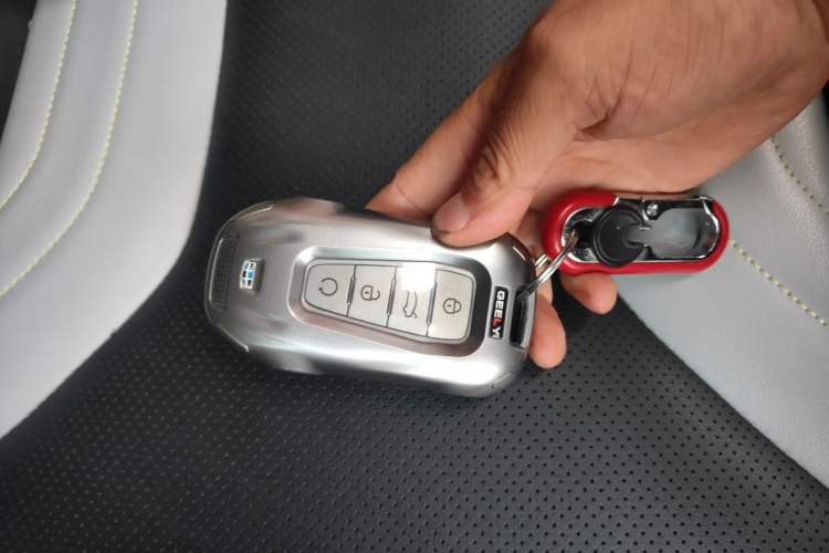 Used Geely Auto Coolray 2022 Bin Yue COOL 1.5TD DCT Hot Engine Edition Vehicle Key