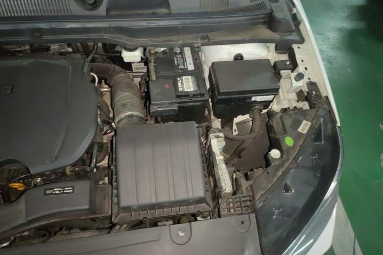 Used Geely Auto Coolray 2023 1.5T DCT Diamond Edition Engine Bay Left