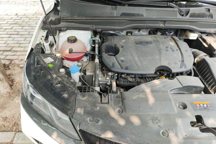 Used Geely Auto Coolray 2023 1.5T DCT Diamond Edition Engine Bay Right
