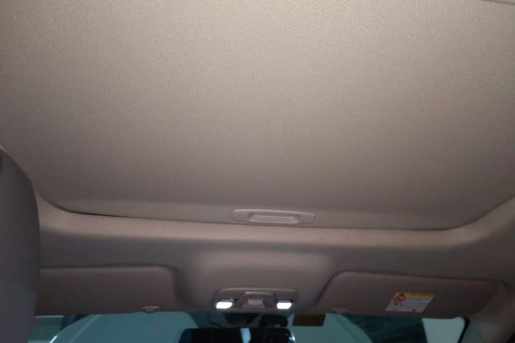 Used Geely Auto Coolray 2023 1.5T DCT Diamond Edition Headliner