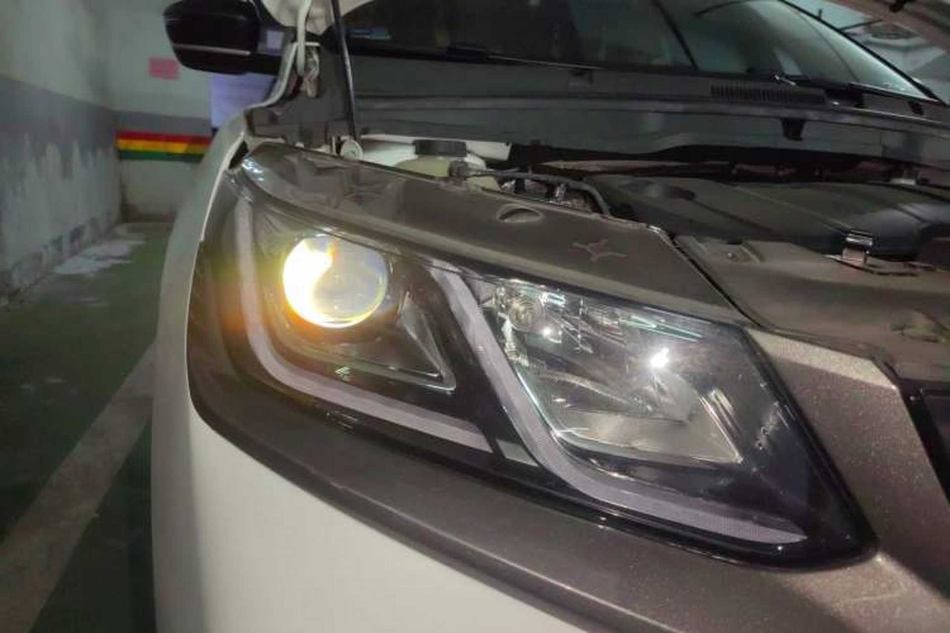 Used Geely Auto Coolray 2023 1.5T DCT Diamond Edition Right Front Headlight