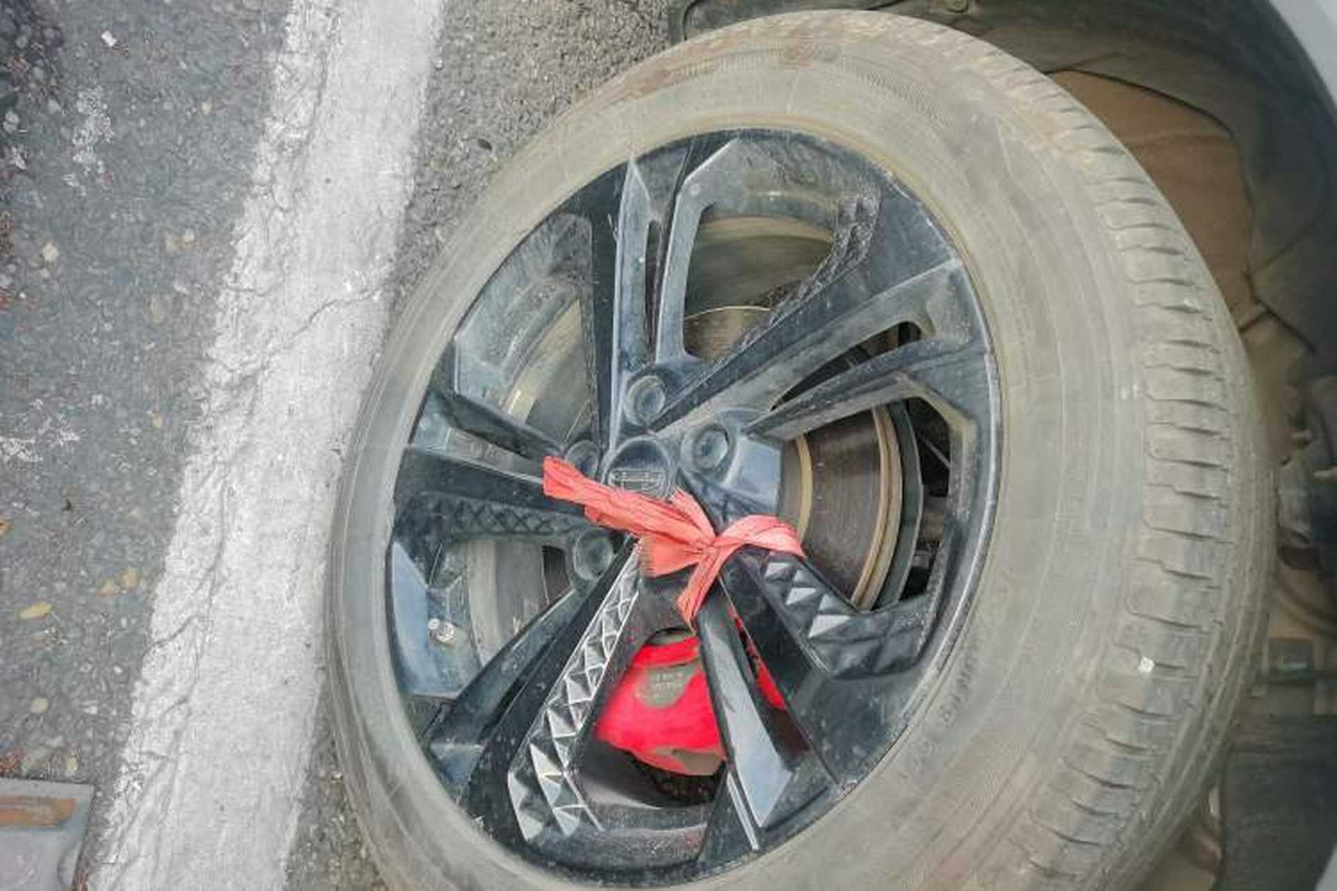Used Geely Auto Coolray 2023 Bin Yue COOL 1.5TD DCT Champion Edition Right Front Wheel Hub