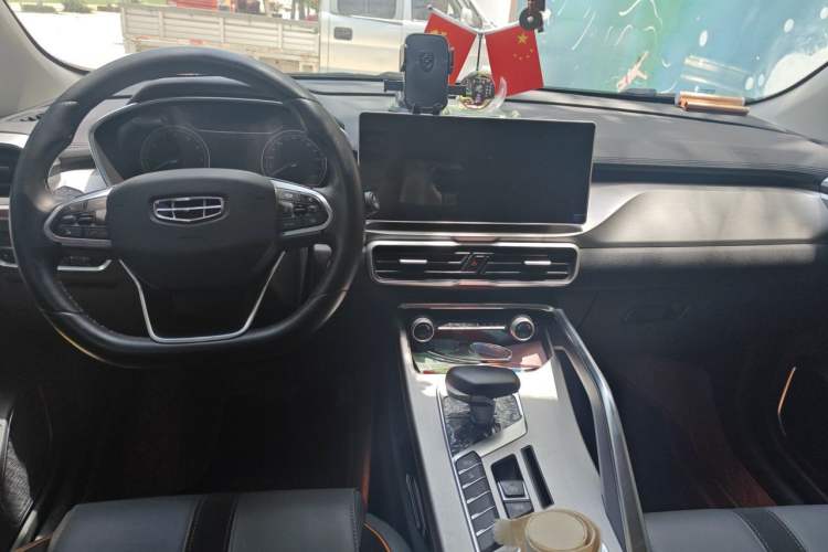 Used Geely Auto Coolray 2023 1.5T DCT Platinum Edition Center Console