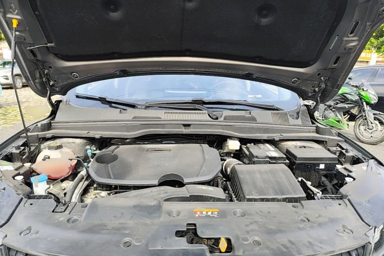 Used Geely Auto Coolray 2023 1.5T DCT Diamond Edition Engine Bay