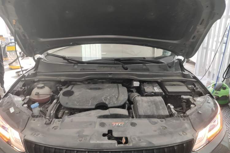 Used Geely Auto Coolray 2023 1.5T DCT Diamond Edition Engine Bay
