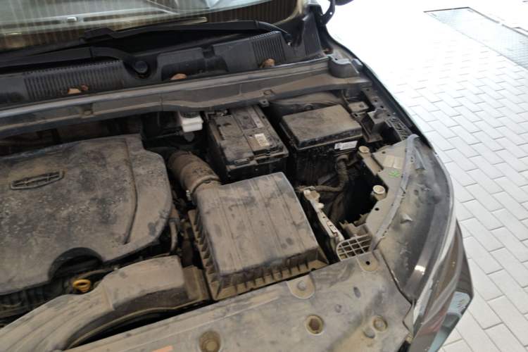 Used Geely Auto Coolray 2023 1.5T DCT Platinum Edition Engine Bay Left