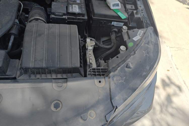 Used Geely Auto Coolray 2023 1.5T DCT Platinum Edition Engine Bay Left