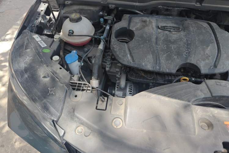 Used Geely Auto Coolray 2023 1.5T DCT Platinum Edition Engine Bay Right
