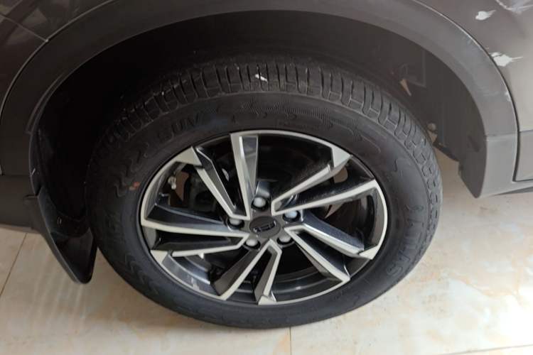 Used Geely Auto Coolray 2023 1.5T DCT Platinum Edition Exterior 5