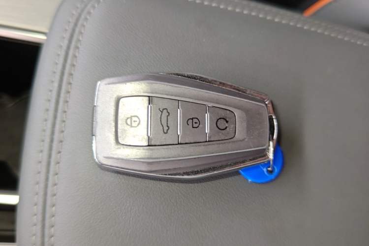 Used Geely Auto Coolray 2023 1.5T DCT Platinum Edition Interior 1