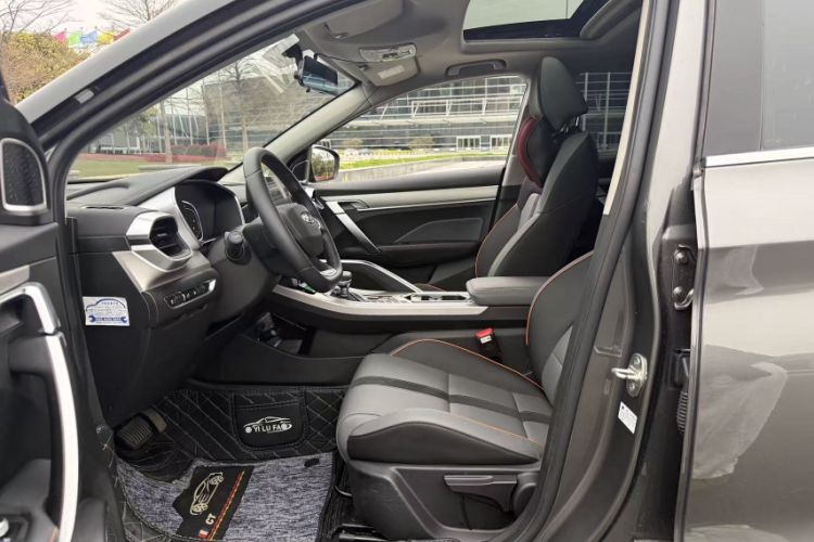 Used Geely Auto Coolray 2023 1.5T DCT Diamond Edition Interior 3