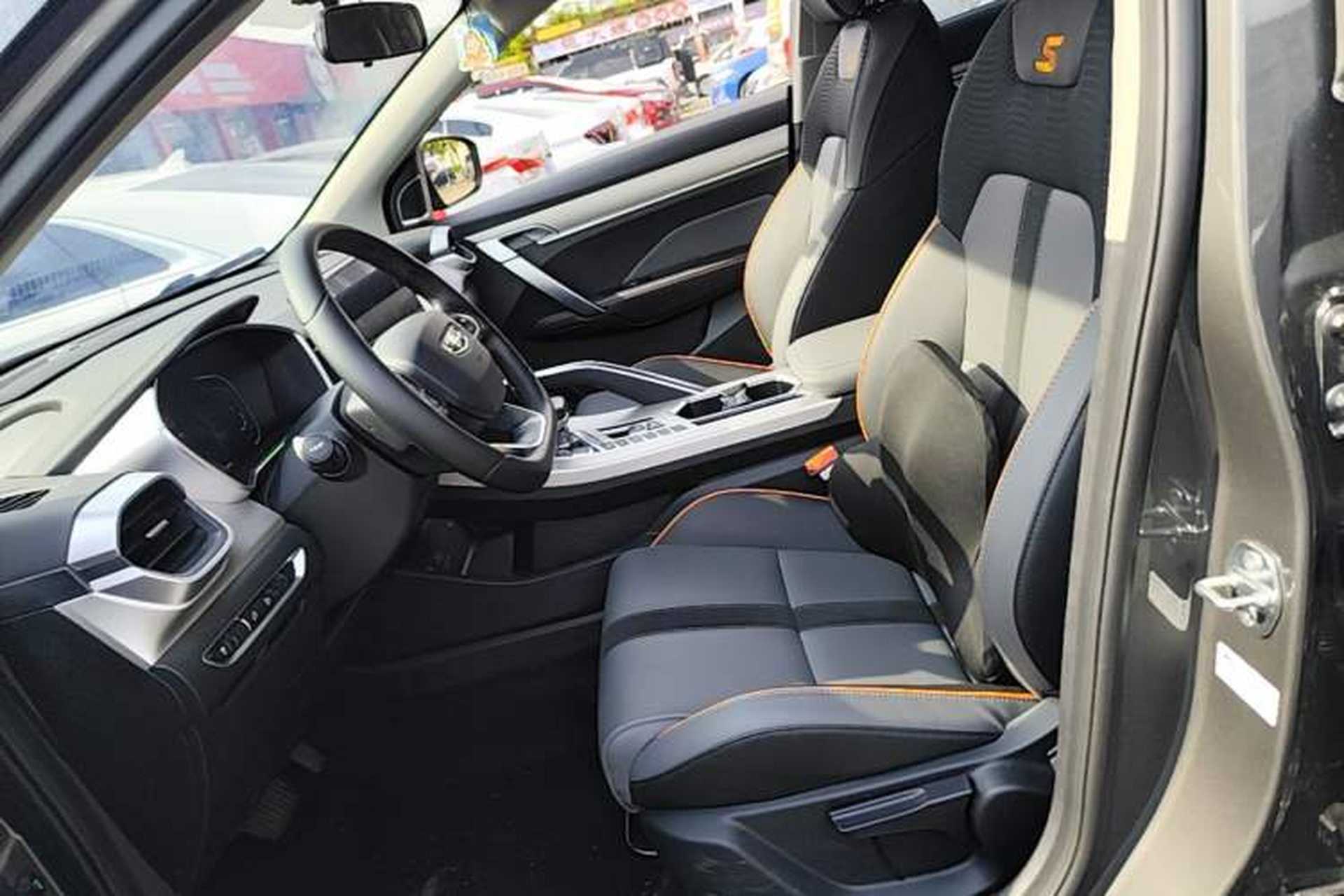 Used Geely Auto Coolray 2023 1.5T DCT Diamond Edition Left Front Seat