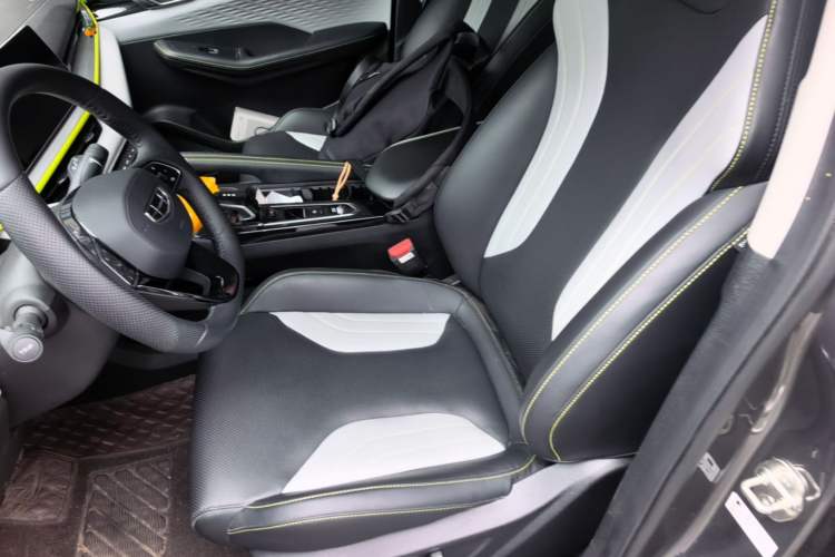 Used Geely Auto Coolray 2023 Bin Yue COOL 1.5TD DCT Champion Edition Left Front Seat