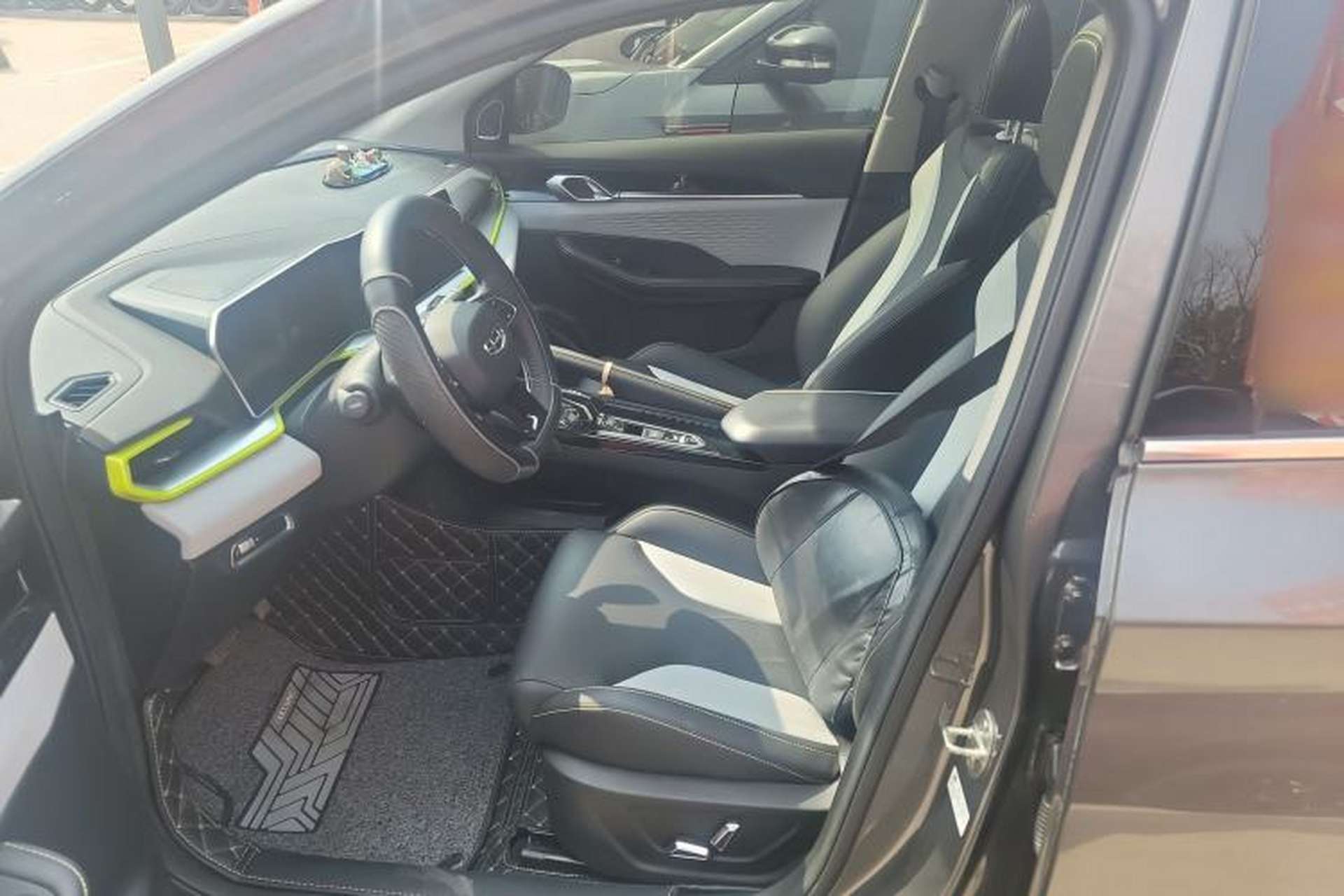 Used Geely Auto Coolray 2023 Bin Yue COOL 1.5TD DCT Champion Edition Left Front Seat