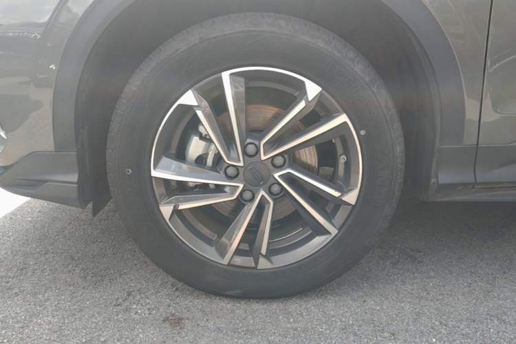Used Geely Auto Coolray 2023 1.5T DCT Platinum Edition Left Front Wheel Hub