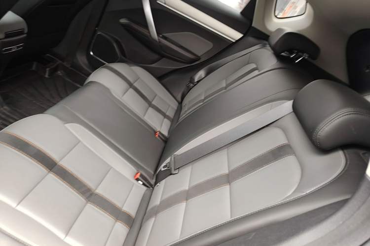 Used Geely Auto Coolray 2023 1.5T DCT Platinum Edition Left Rear Seat