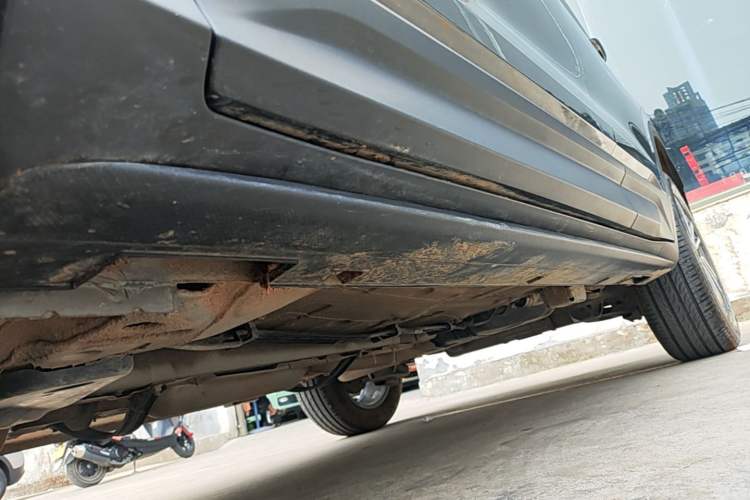 Used Geely Auto Coolray 2023 1.5T DCT Platinum Edition Left Side Sill