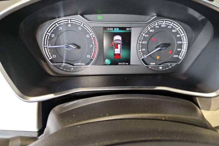 Used Geely Auto Coolray 2023 1.5T DCT Platinum Edition Odometer Close Up
