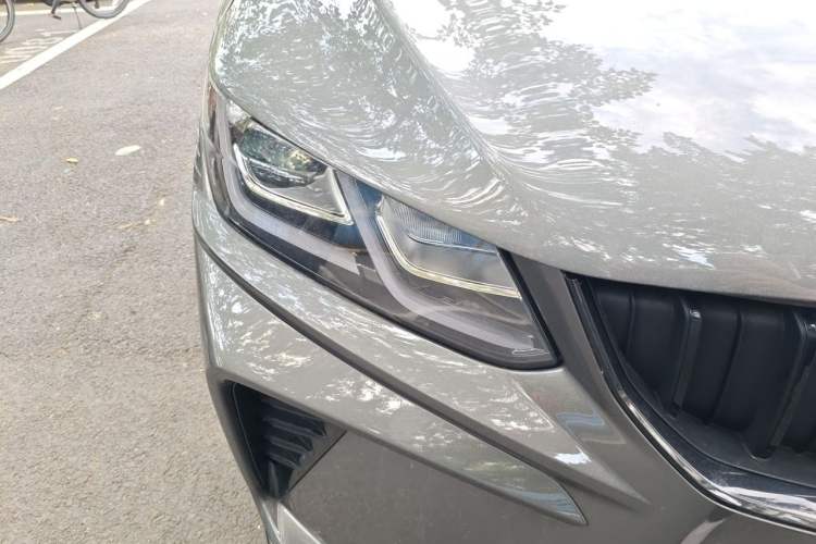 Used Geely Auto Coolray 2023 1.5T DCT Diamond Edition Right Front Headlight