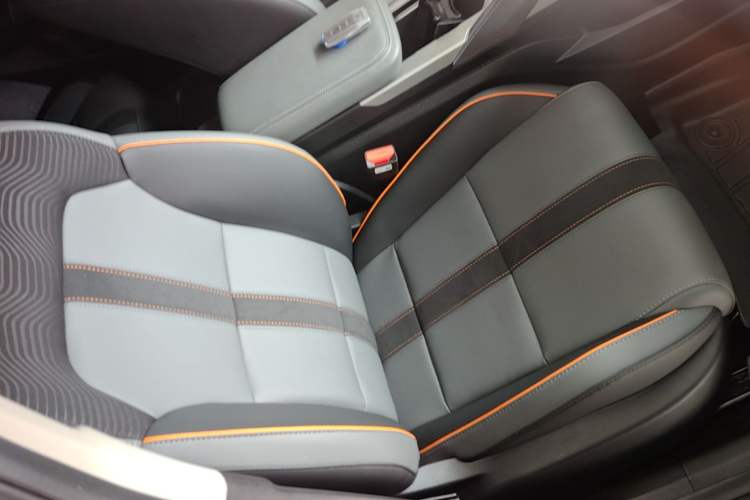 Used Geely Auto Coolray 2023 1.5T DCT Platinum Edition Right Front Seat