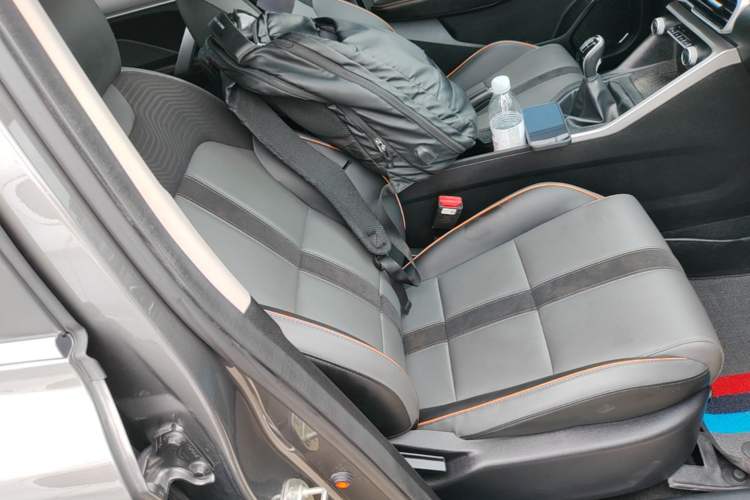 Used Geely Auto Coolray 2023 1.4T Manual Gold Edition Right Front Seat