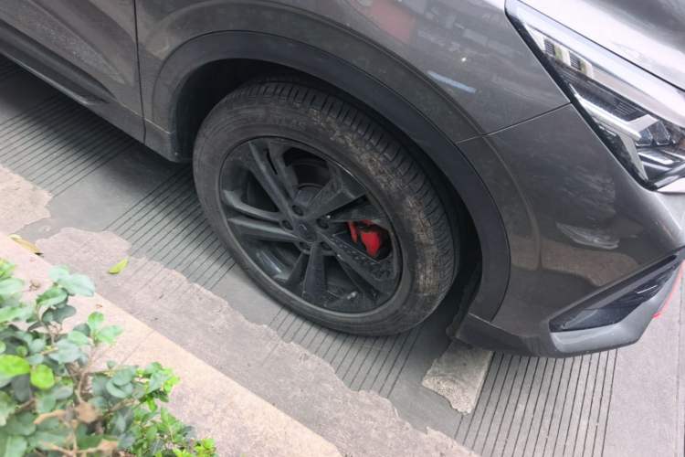 Used Geely Auto Coolray 2023 Bin Yue COOL 1.5TD DCT Champion Edition Right Front Wheel Hub