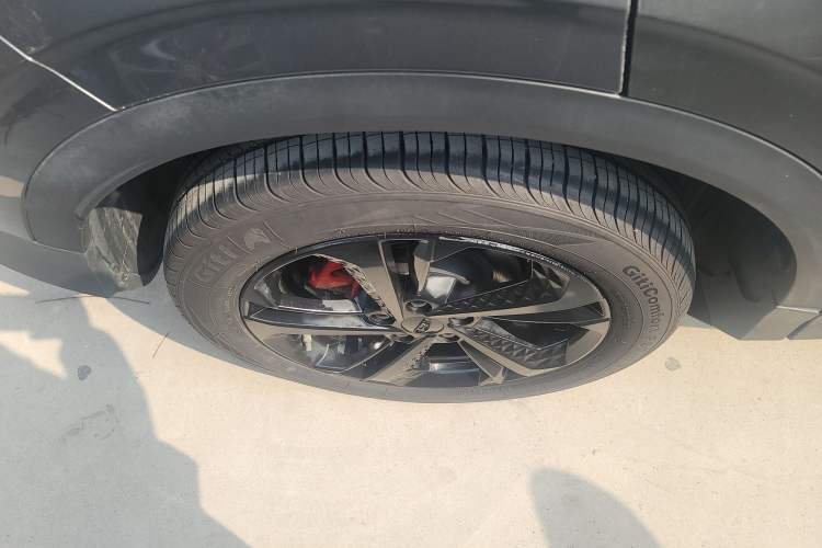 Used Geely Auto Coolray 2023 Bin Yue COOL 1.5TD DCT Champion Edition Right Rear Wheel Hub