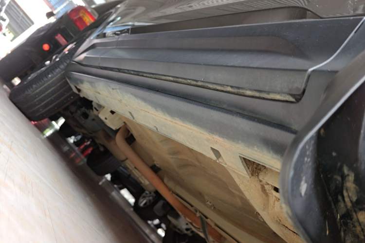 Used Geely Auto Coolray 2023 1.5T DCT Platinum Edition Right Side Sill