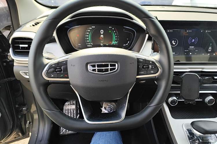 Used Geely Auto Coolray 2023 1.5T DCT Diamond Edition Steering Wheel