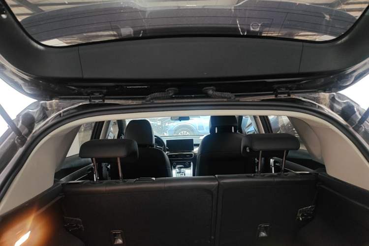 Used Geely Auto Coolray 2023 1.5T DCT Diamond Edition Trunk