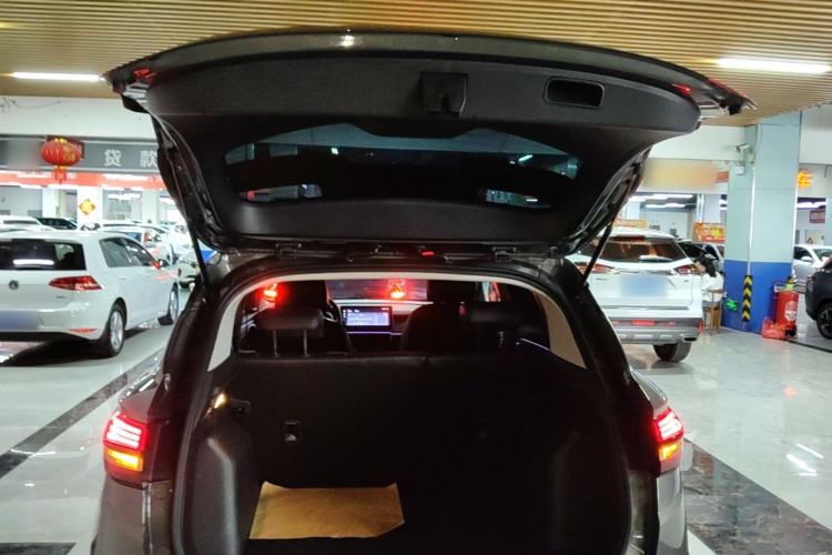 Used Geely Auto Coolray 2023 1.5T DCT Platinum Edition Trunk