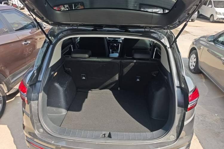 Used Geely Auto Coolray 2023 1.4T Manual Gold Edition Trunk