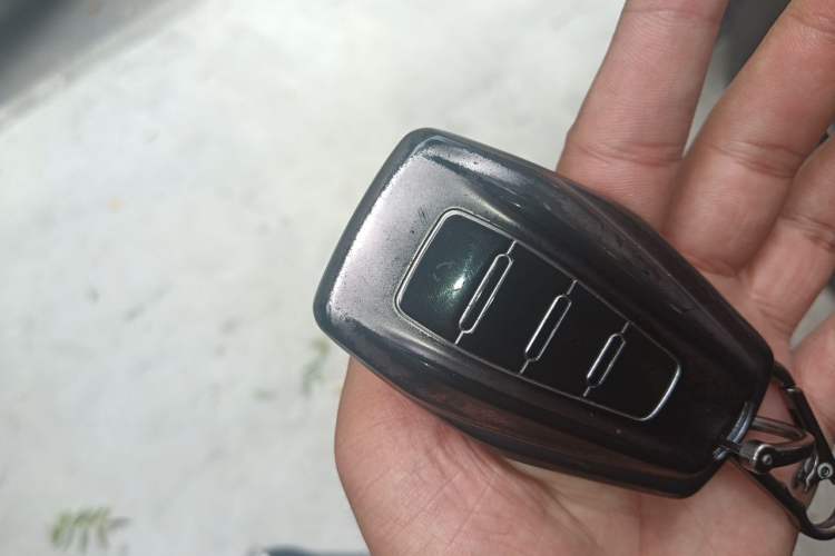 Used Geely Auto Coolray 2023 1.5T DCT Platinum Edition Vehicle Key