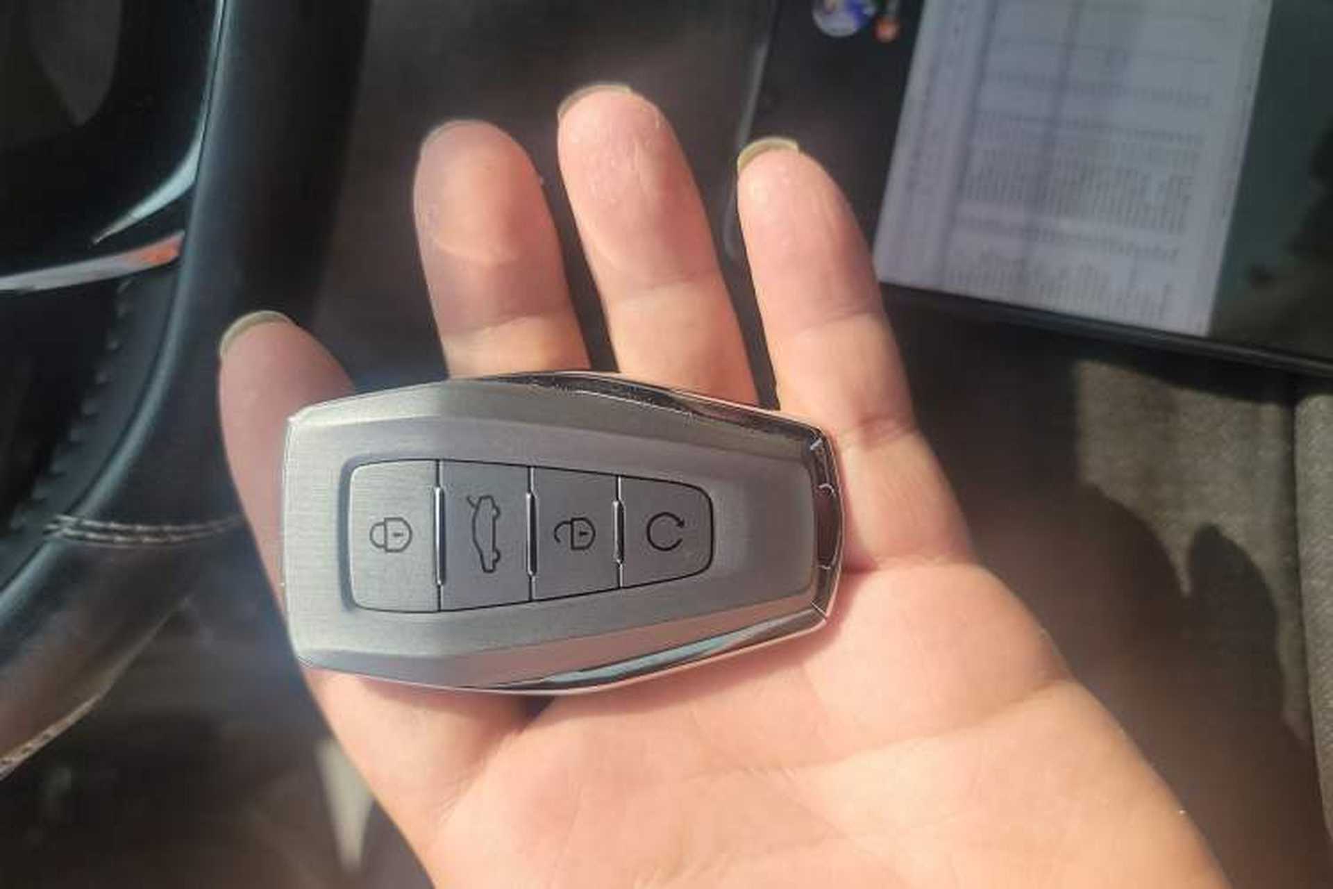 Used Geely Auto Coolray 2023 Bin Yue COOL 1.5TD DCT Champion Edition Vehicle Key